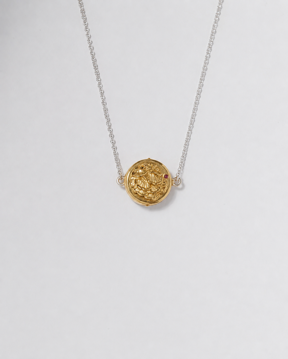 Corrente Ajustável Ponteiras Cavalinho E Fecho Medalha Dourado