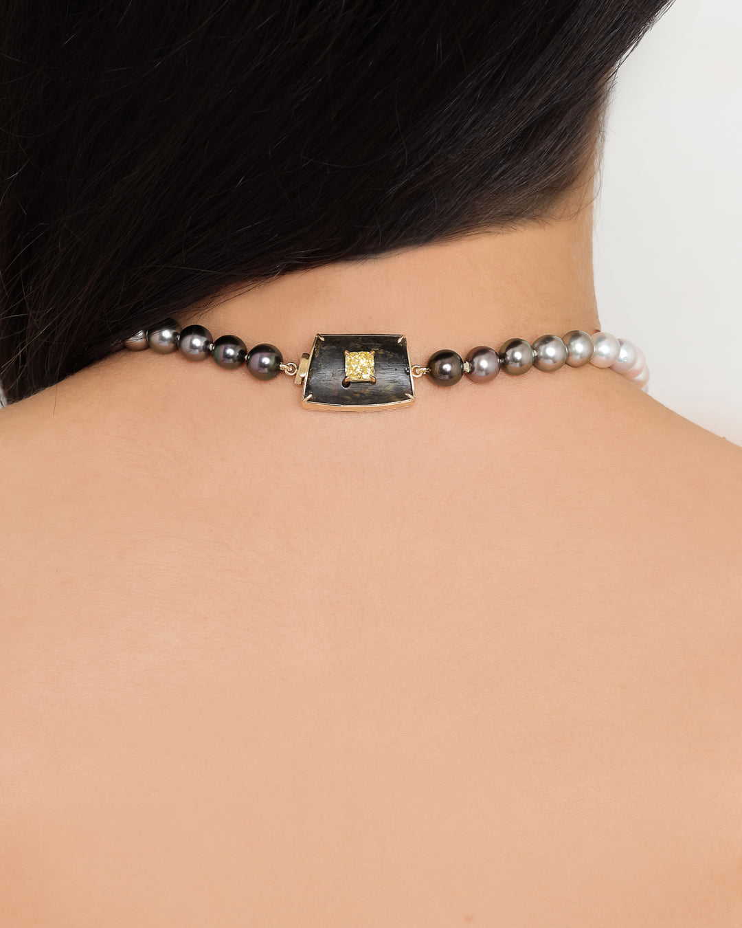 Colar Pérolas Degradê e Diamante