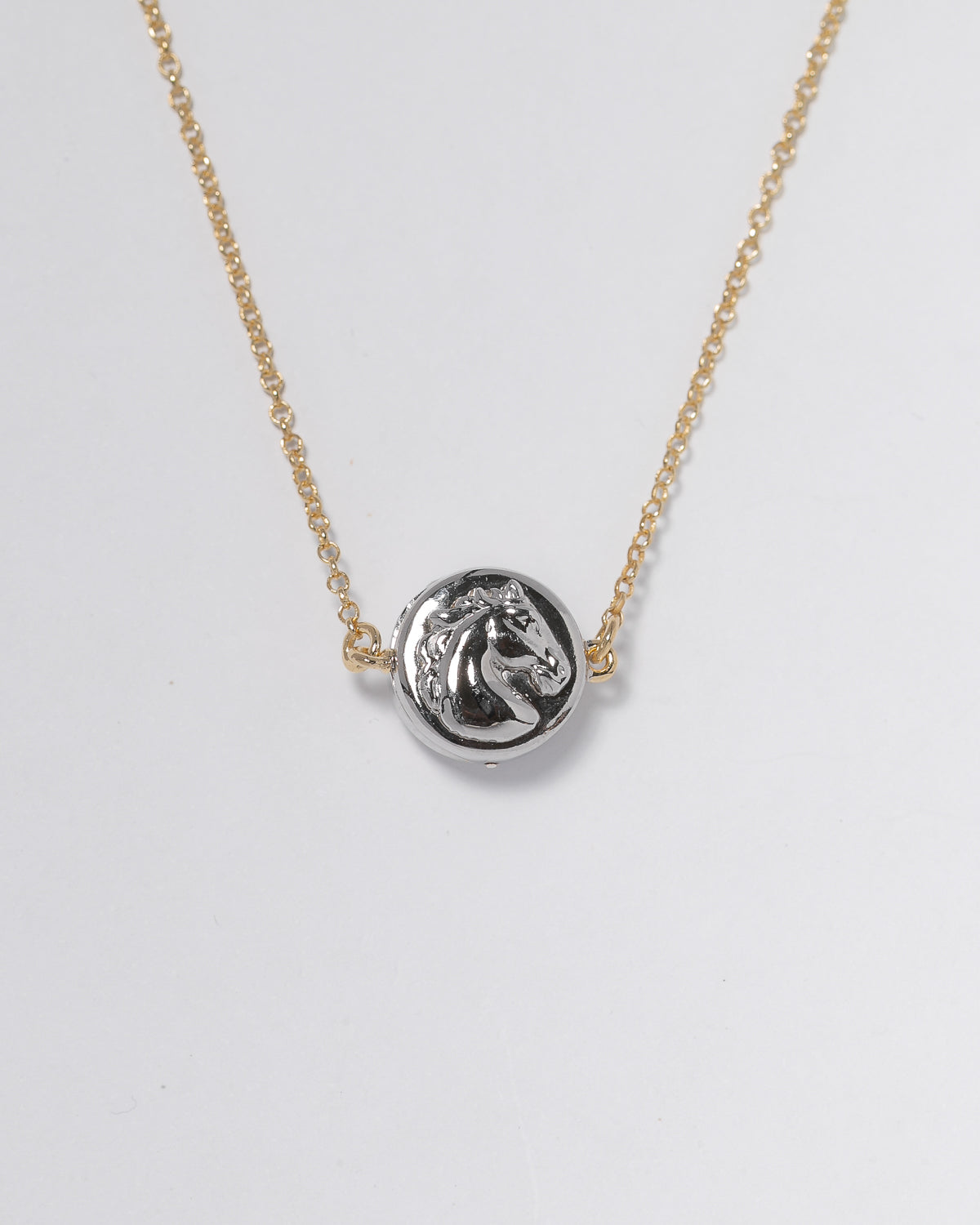 Choker Cavalos Dourado