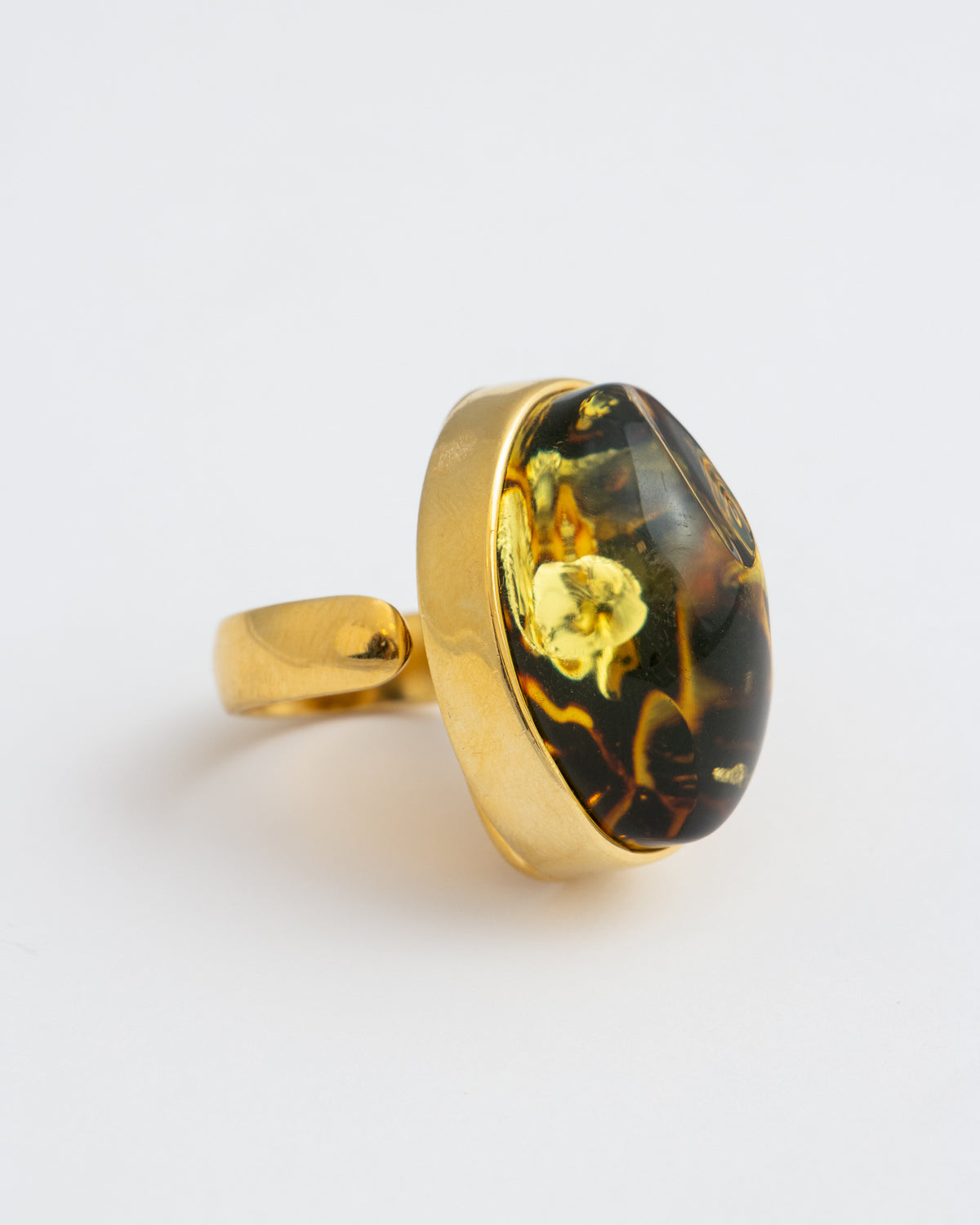 Anel Âmbar Oval Dourado