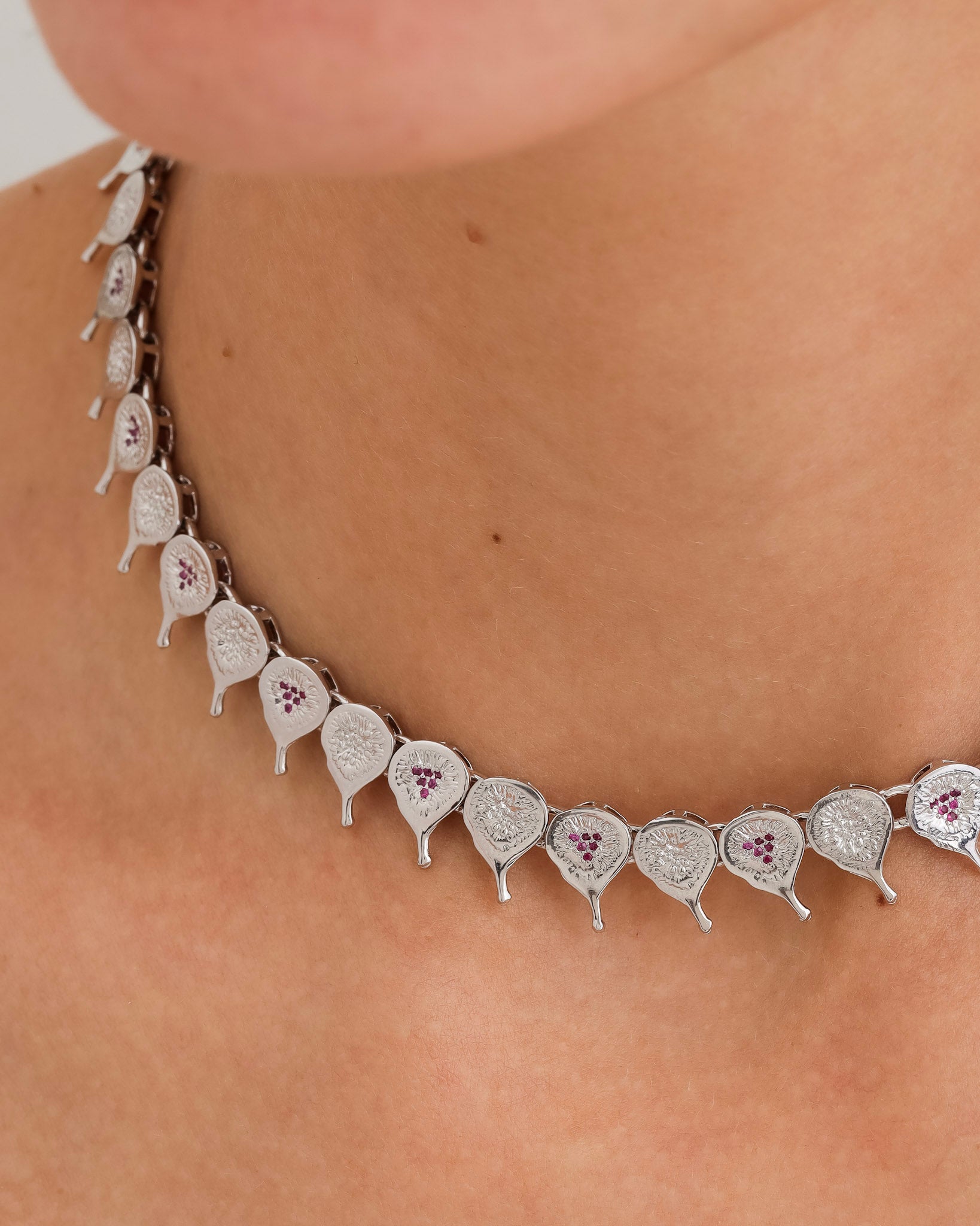 Choker Riviera Figos E Rubis Ródio