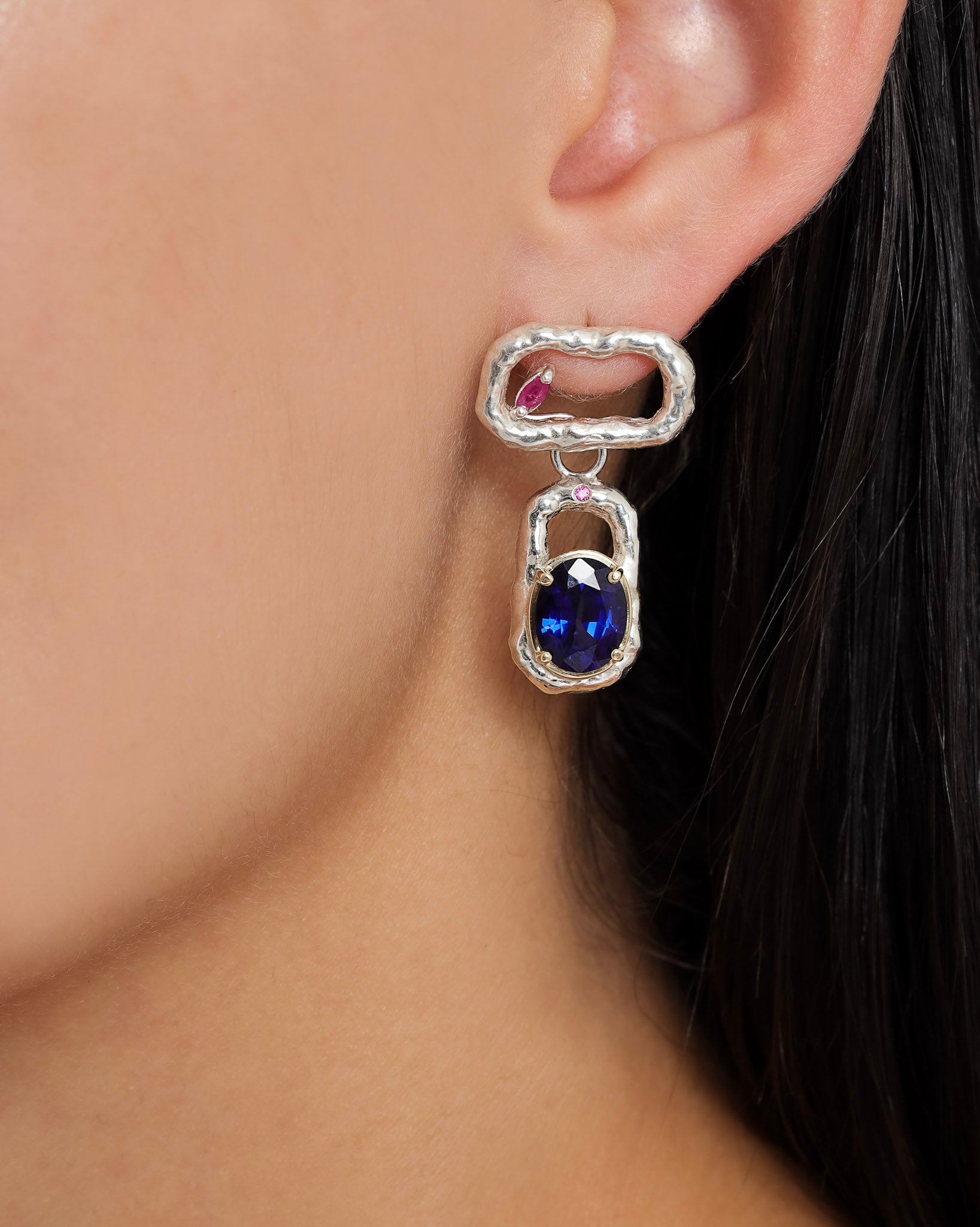 Pingente Elo Ret E Safira 3,4 CT