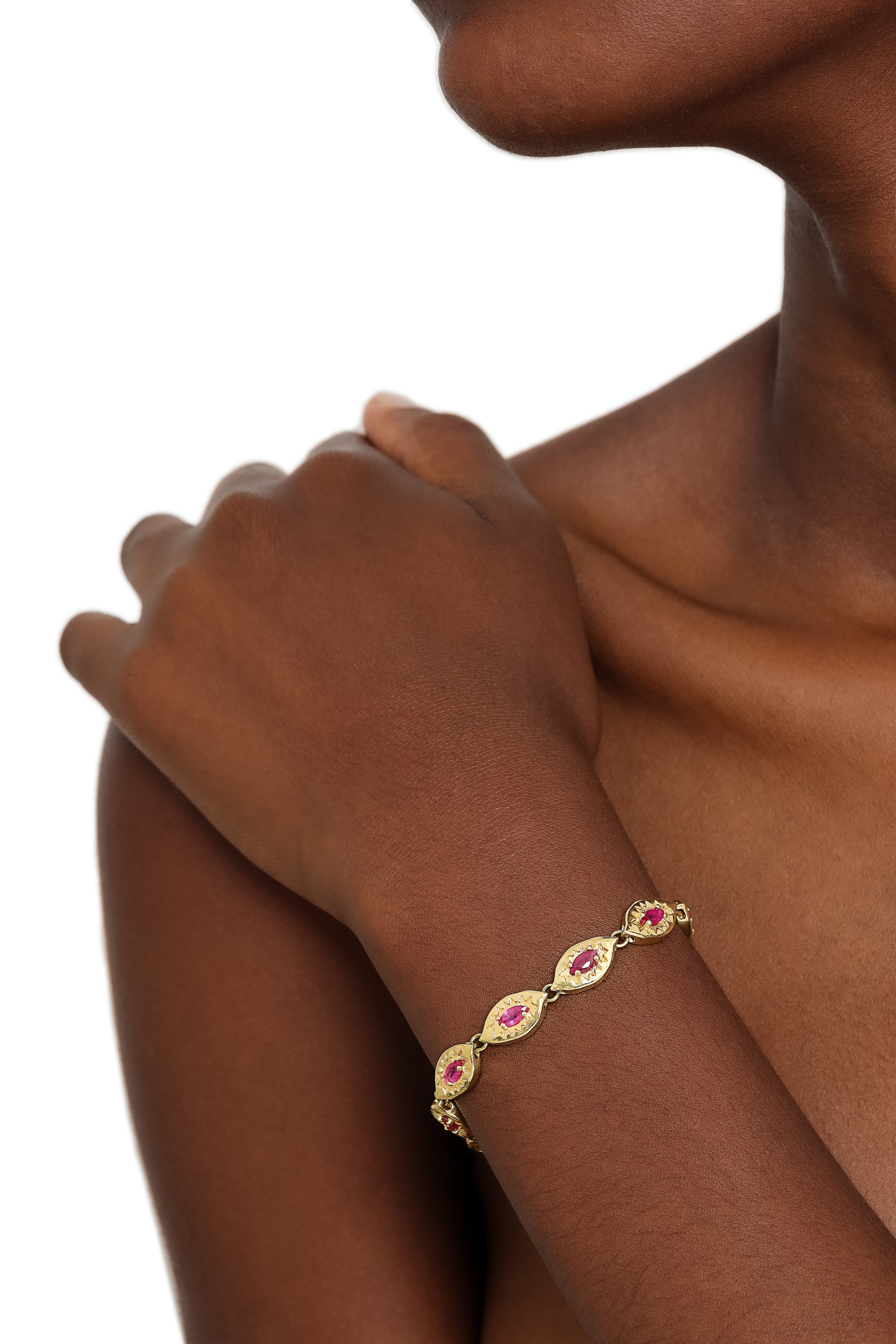 Pulseira Choker Olhos e Rubis Navete Dourada
