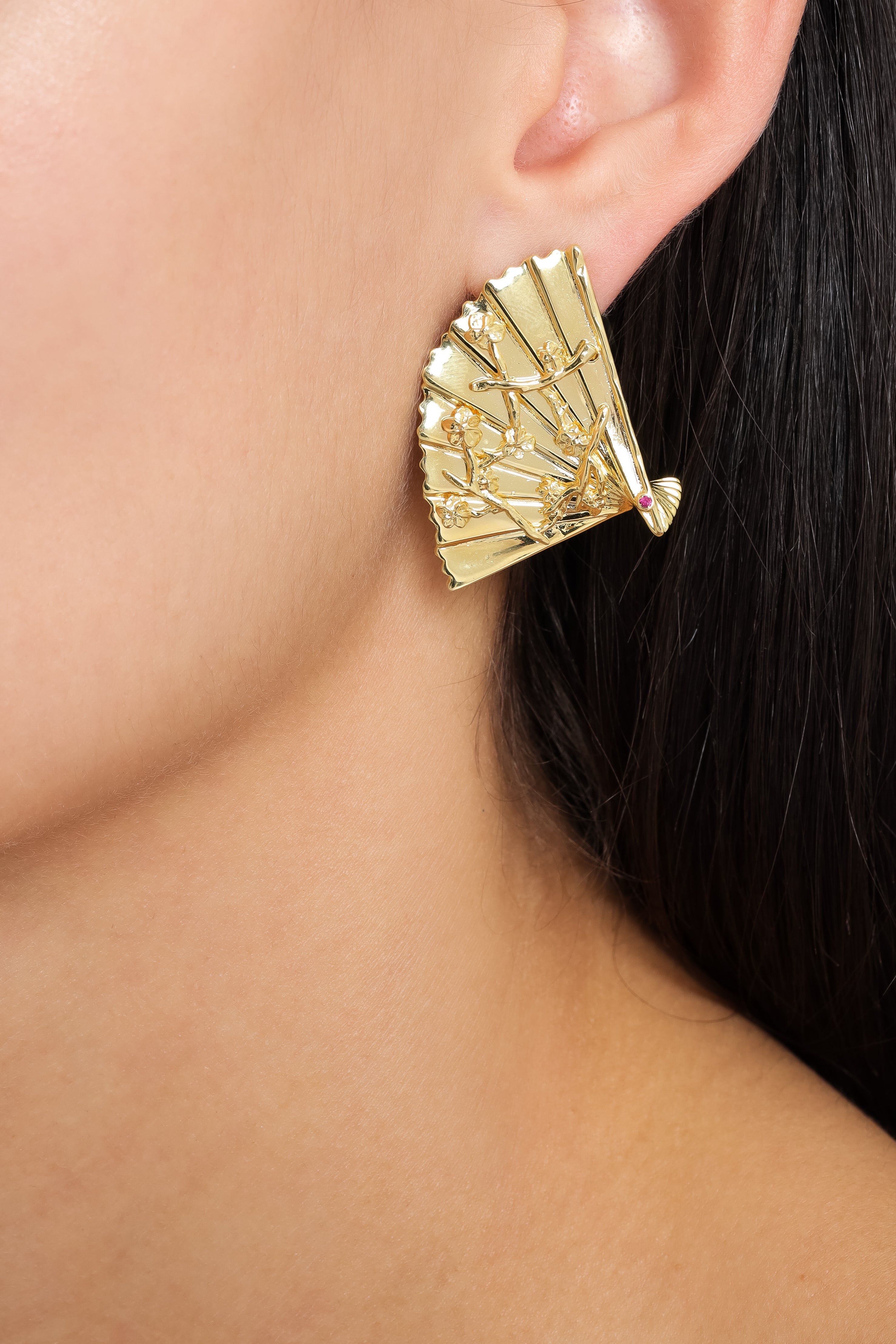 Brinco Leque Dourado